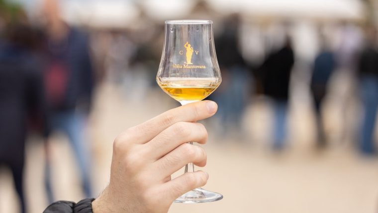 A Volta Mantovana la 21esima edizione della Mostra Nazionale di Vini Passiti e da Meditazione